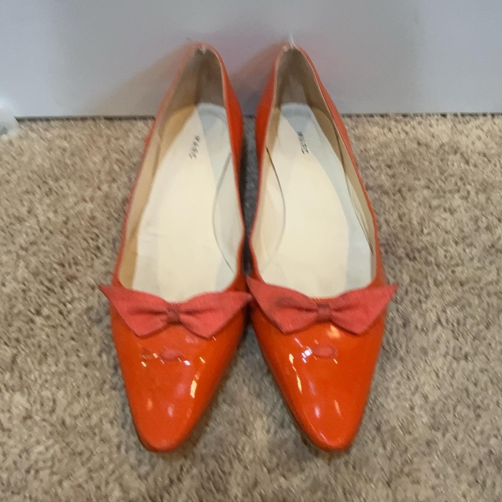 Marc Jacobs Shoes Womens Size 8.5 Orange Patent Ballet Flats Bow Made In Italy - Picture 2 of 11